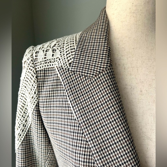 Veronica Beard plaid Dickey jacket! - Picture 3 of 4